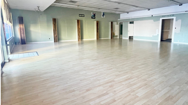 Retail Property for Lease - 3303-B State St, Santa Barbara, California, 93105 (2)