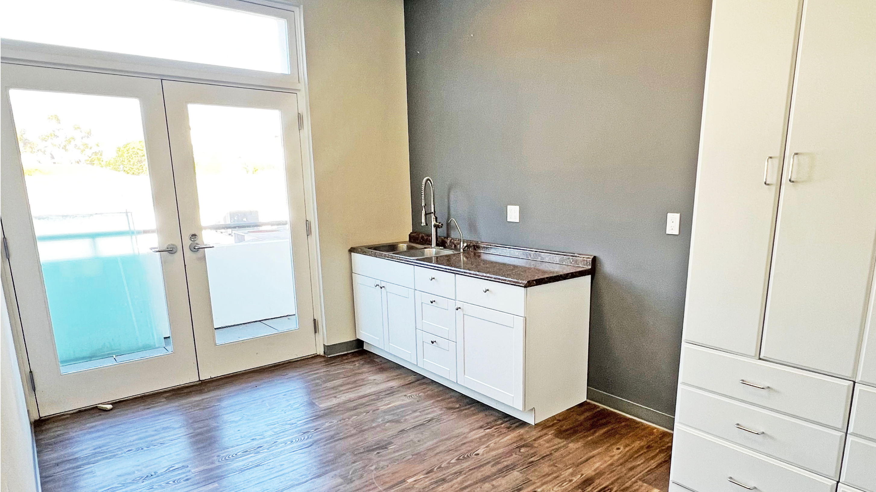 Office Property for Rent - 136 W. Canon Perdido St., Santa Barbara, California, 93101 (4)