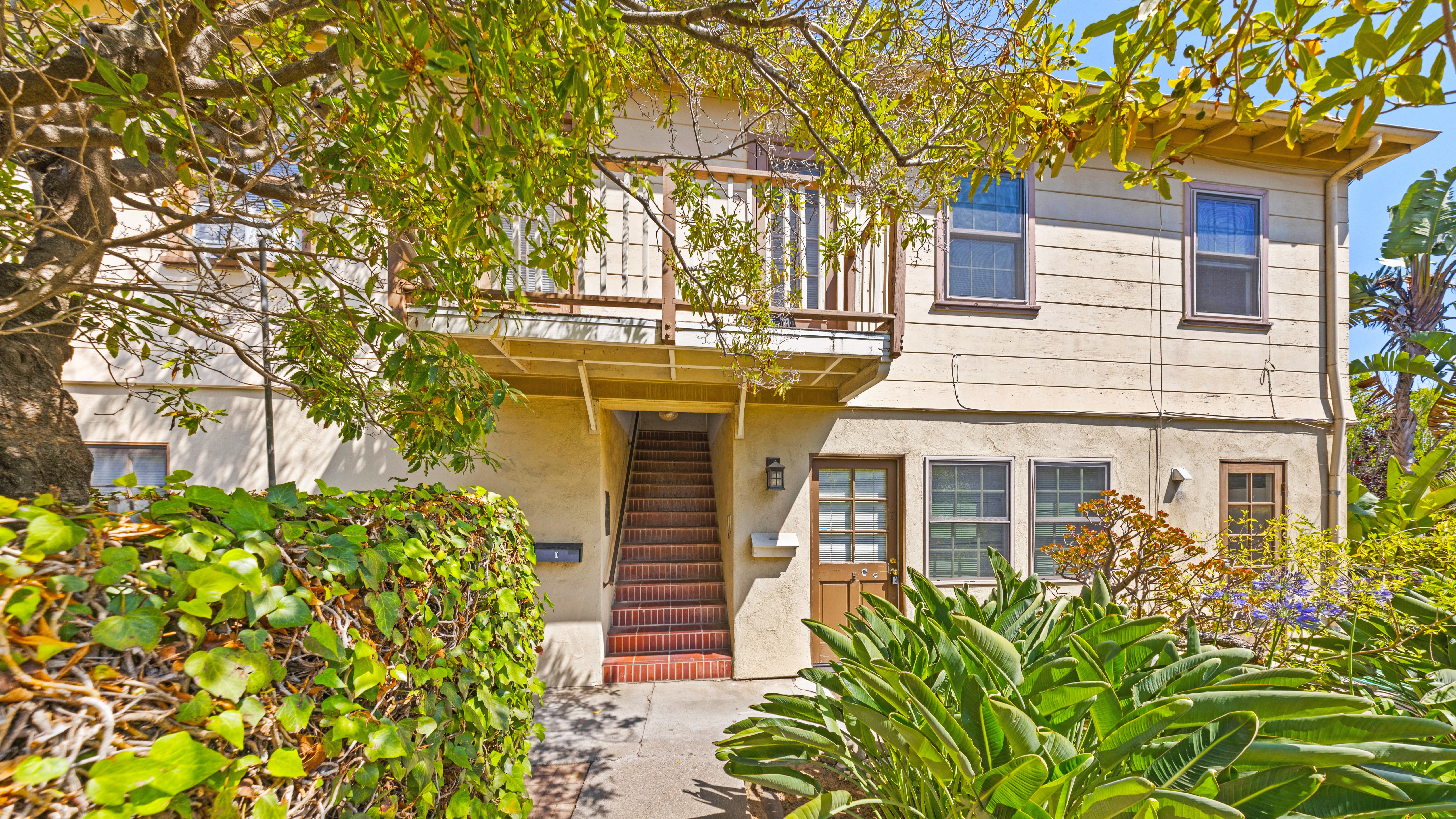 19 W Padre St, Photo - Slide07 Multifamily Property for Sale - 19 W Padre St, Santa Barbara, California, 93105 (16)