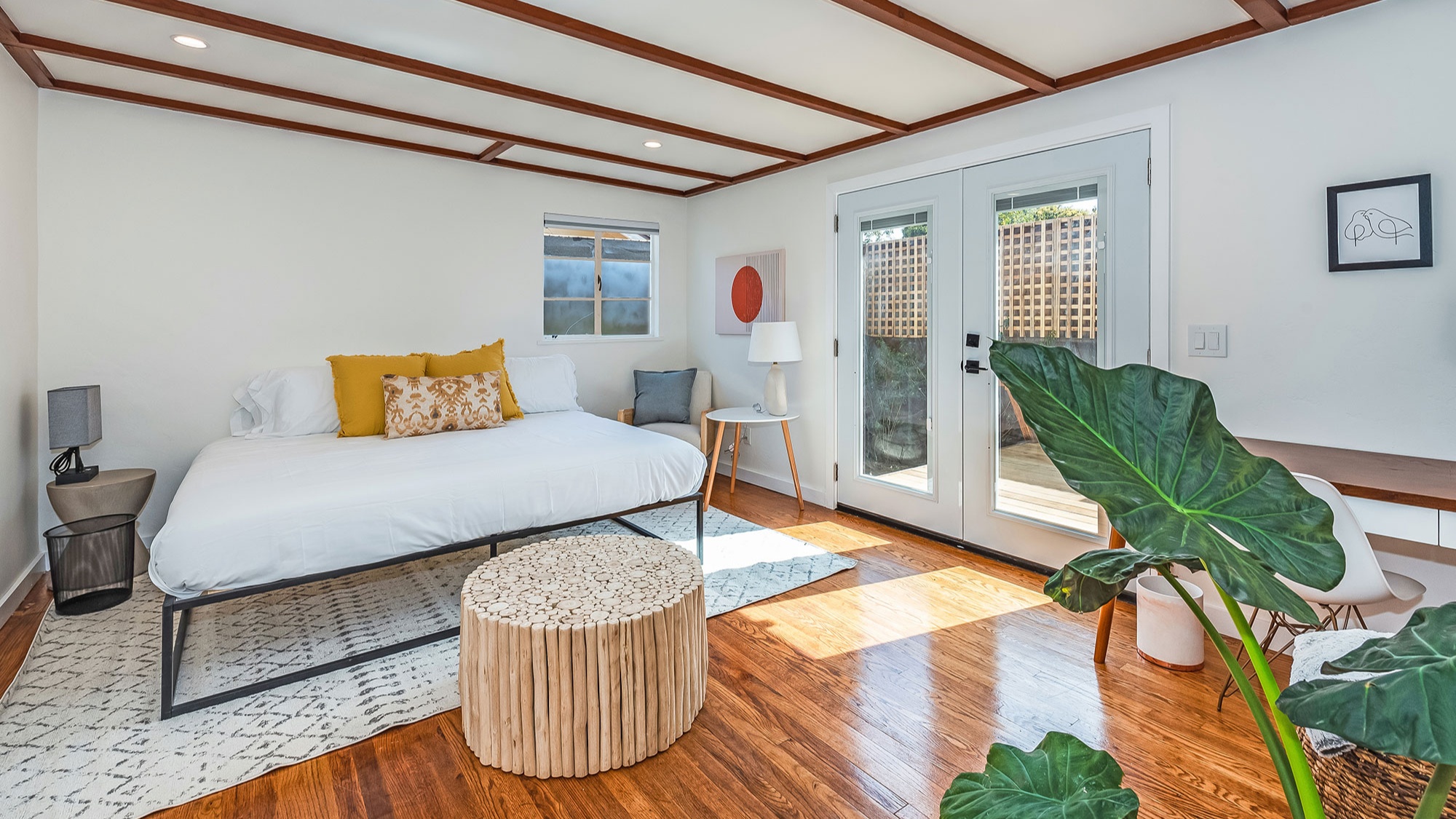 Multifamily Property for Sale - 208 S Voluntario St, Santa Barbara, California, 93103 (8)