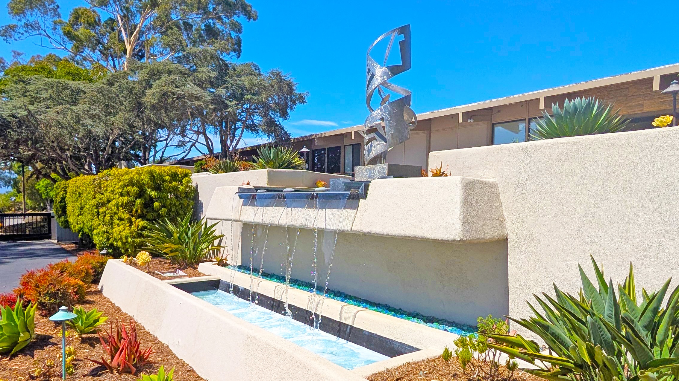 800 Miramonte Dr. - Santa Barbara, CA 93109 | Radius Commercial Real Estate