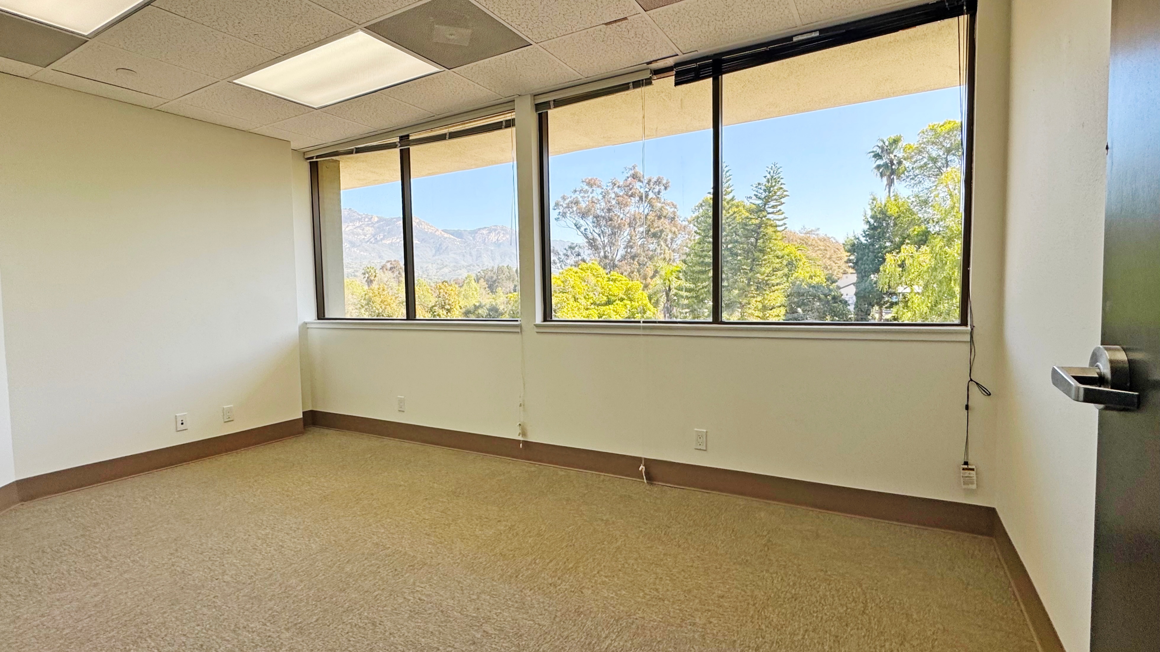 Office Property for Rent - 4213 State St., Santa Barbara, California, 93110 (8)
