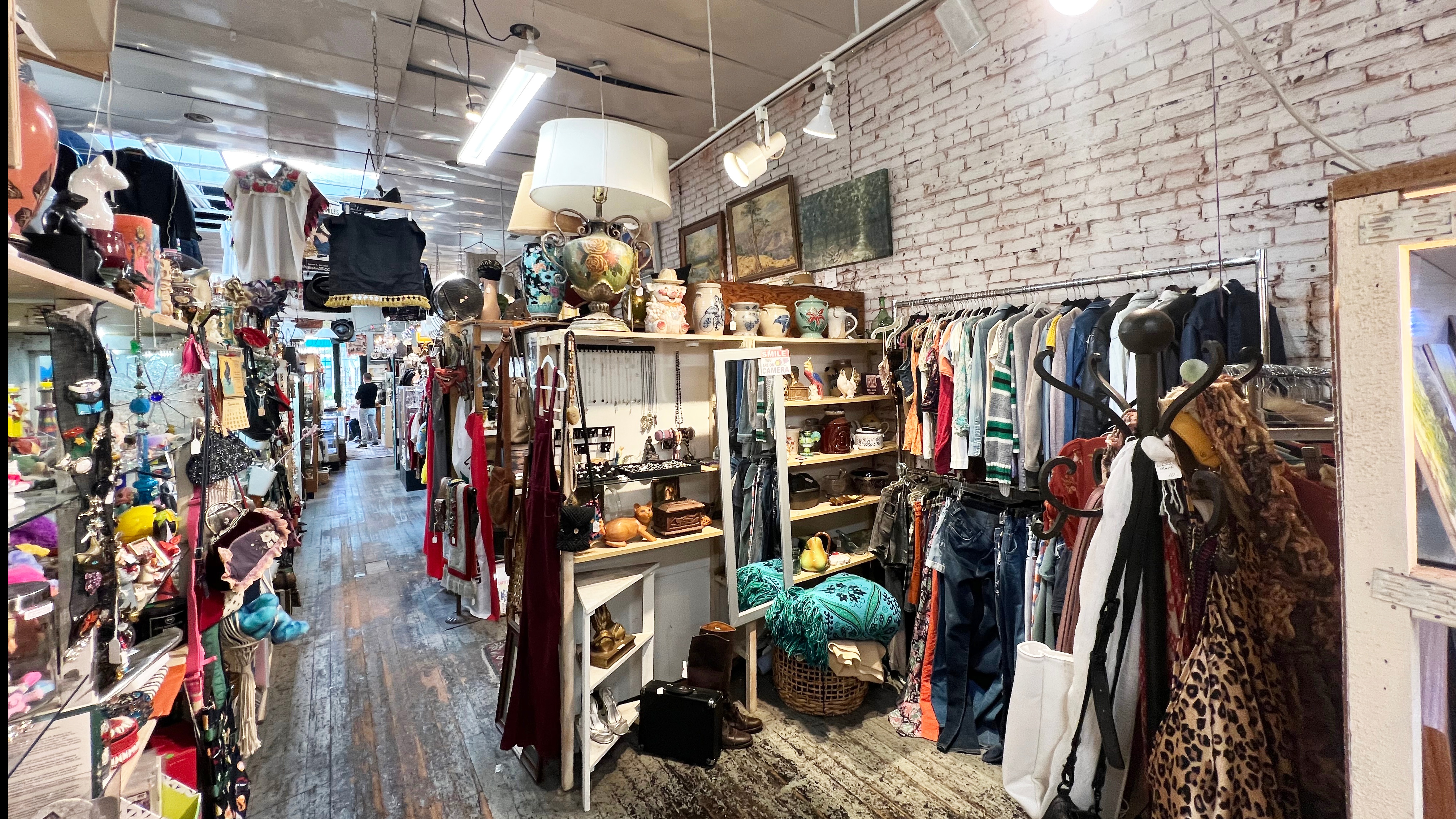 Retail Property for Sale - 706 State St., Santa Barbara, California, 93101 (4)