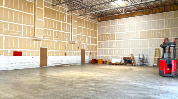 Industrial Property for Lease - 5304 Derry Ave., Agoura Hills, California, 91301 (4)