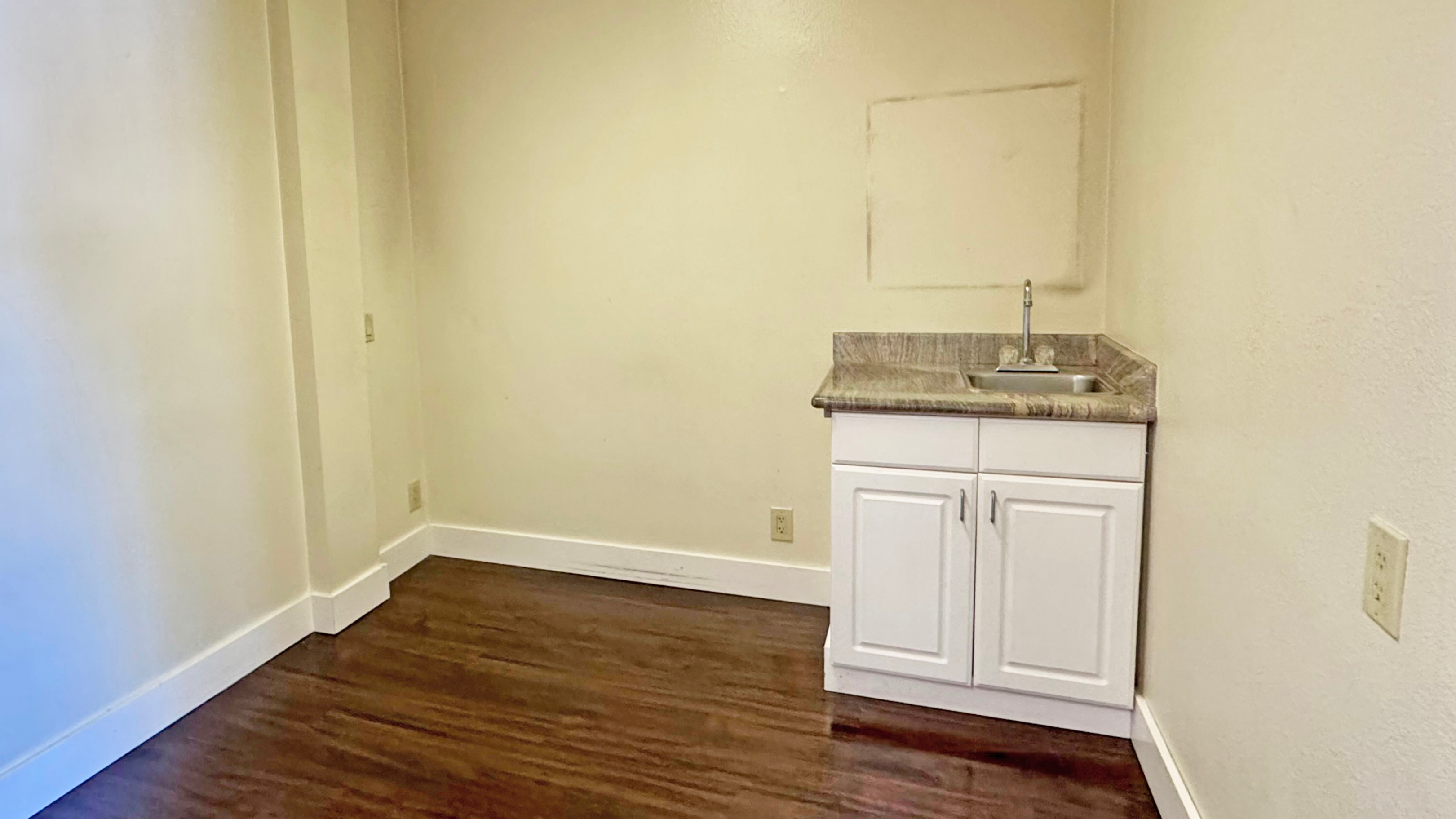 Office Property for Sale - 1525 State St., Santa Barbara, California, 93101 (4)