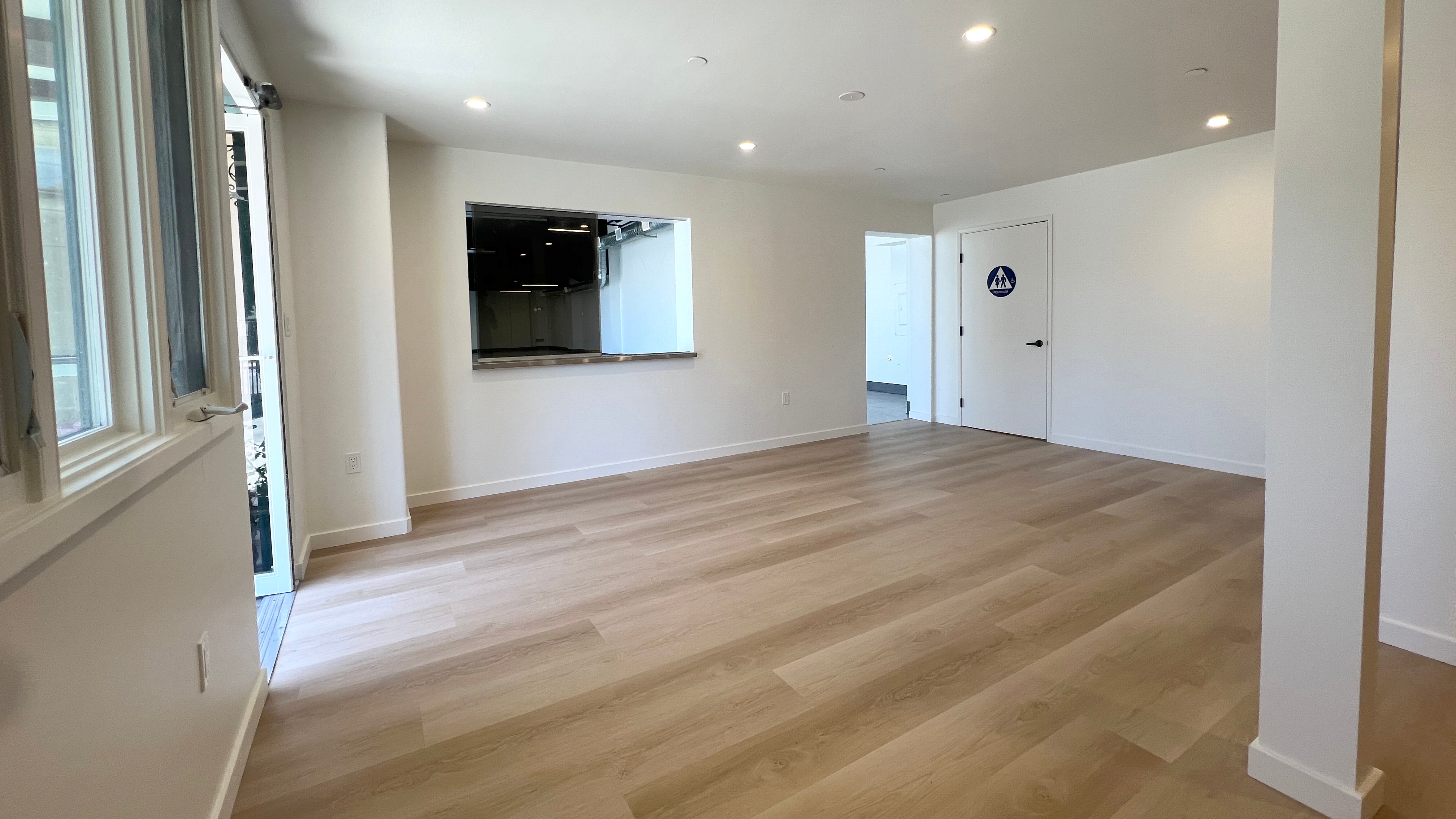 Retail Property for Lease - 810 Bond Ave., Santa Barbara, California, 93103 (7)