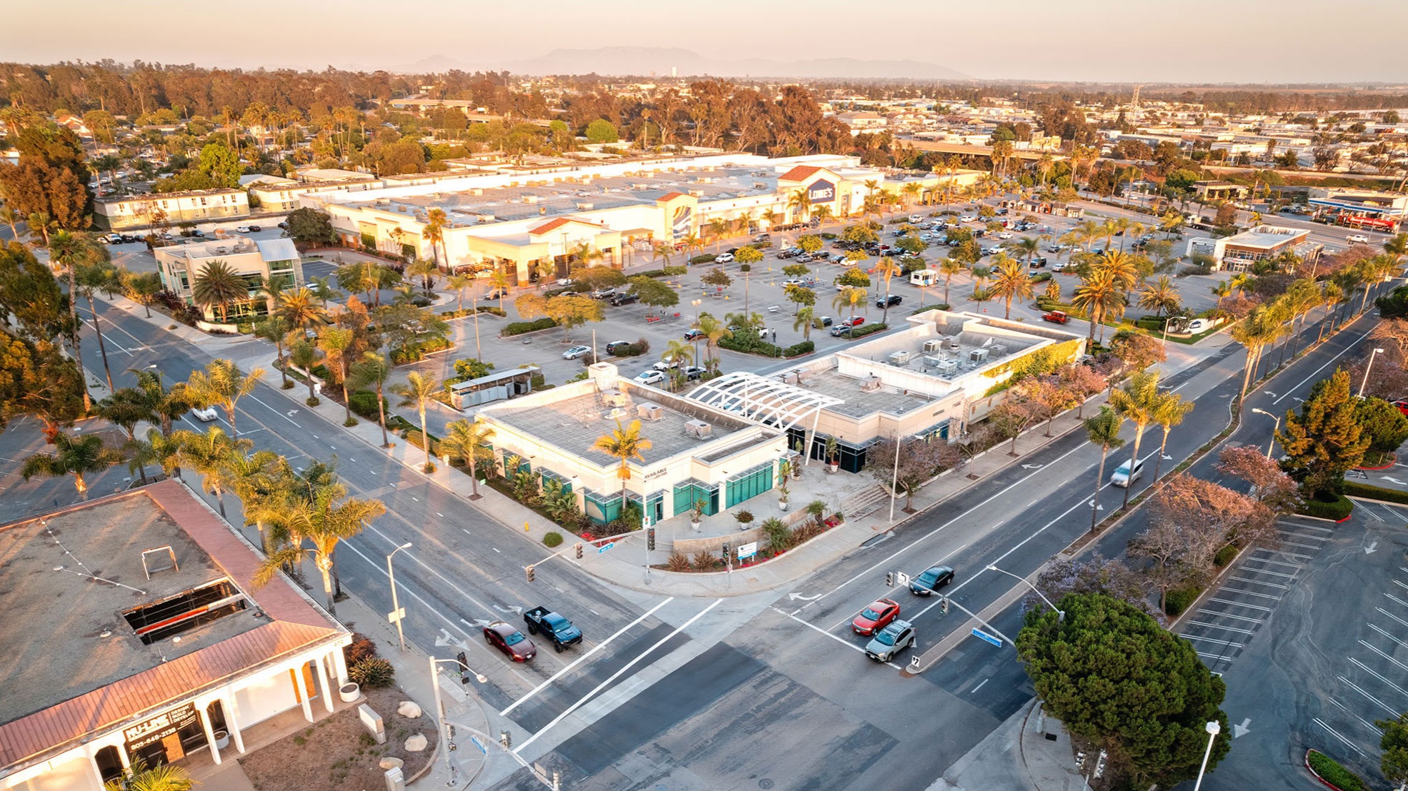 Retail Property for Lease - 480-488 S. Mills Rd., Ventura, California, 93003 (3)