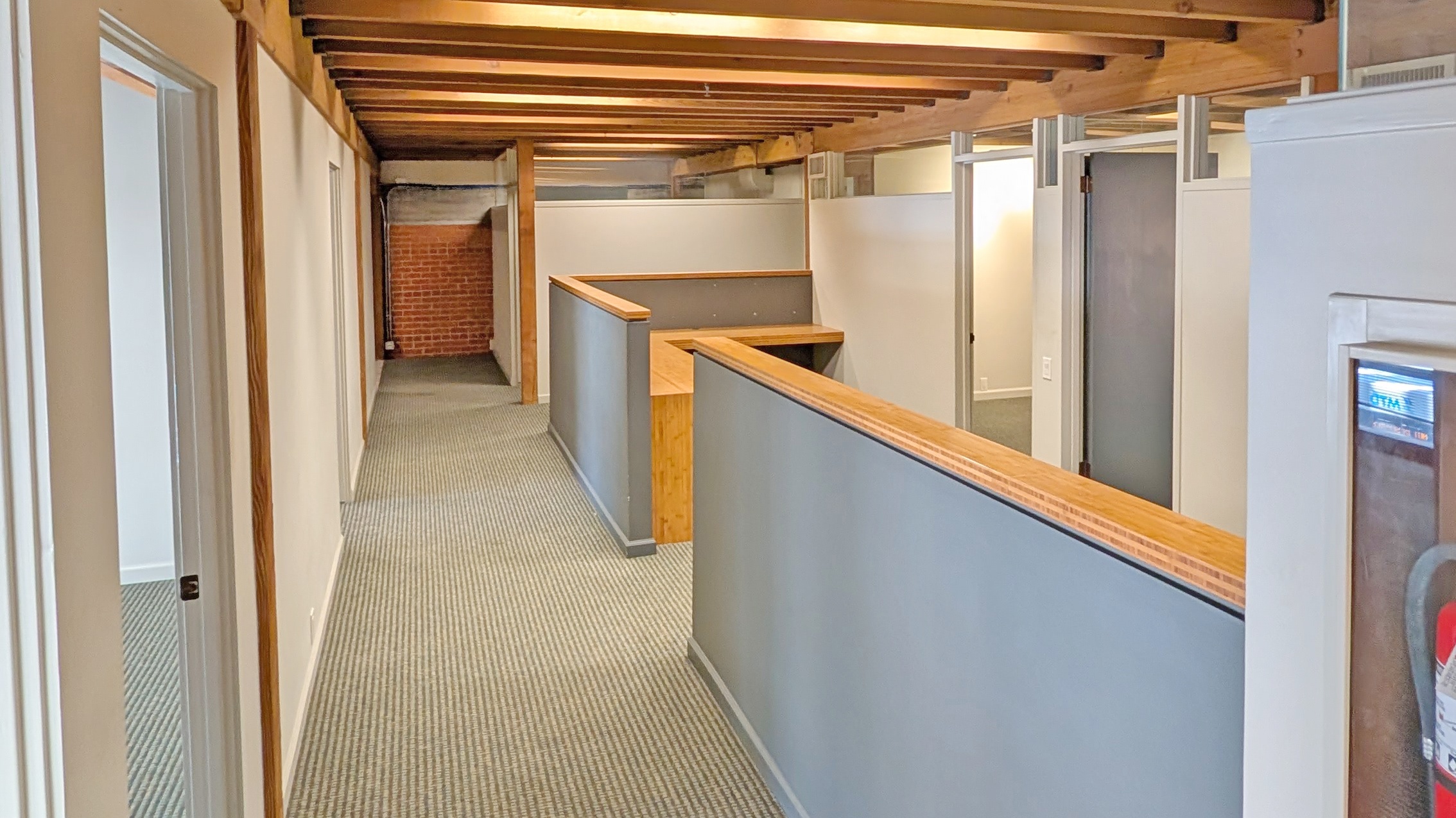 829 De La Vina St., Photo - Slide06 Office Property for Rent - 829 De La Vina St, Santa Barbara, California, 93101 (7)