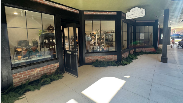 1693 Mission Dr, Photo - Slide06 Retail Property for Lease - 1693 Mission Dr., Solvang, California, 93463 (16)