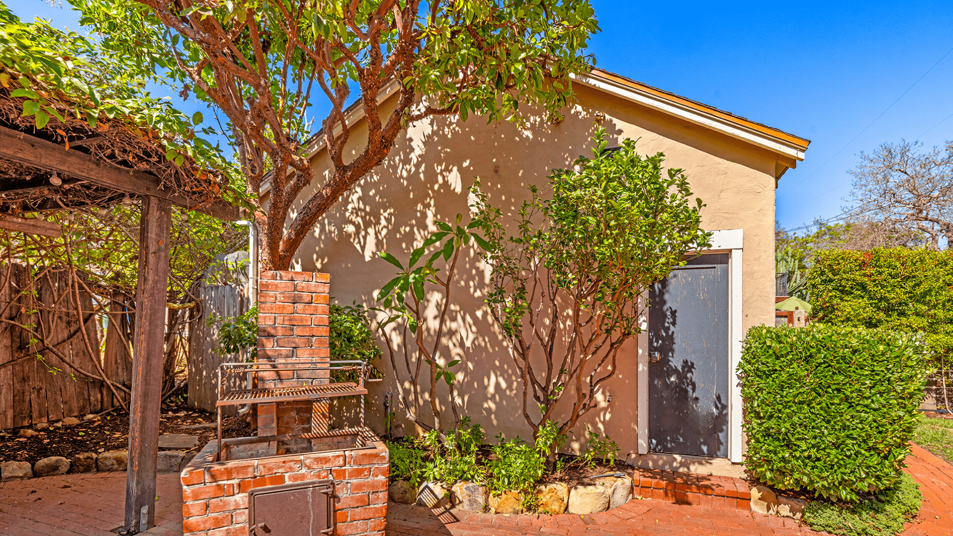 Multifamily Property for Sale - 302 N. Soledad St, Santa Barbara, California, 93103 (8)