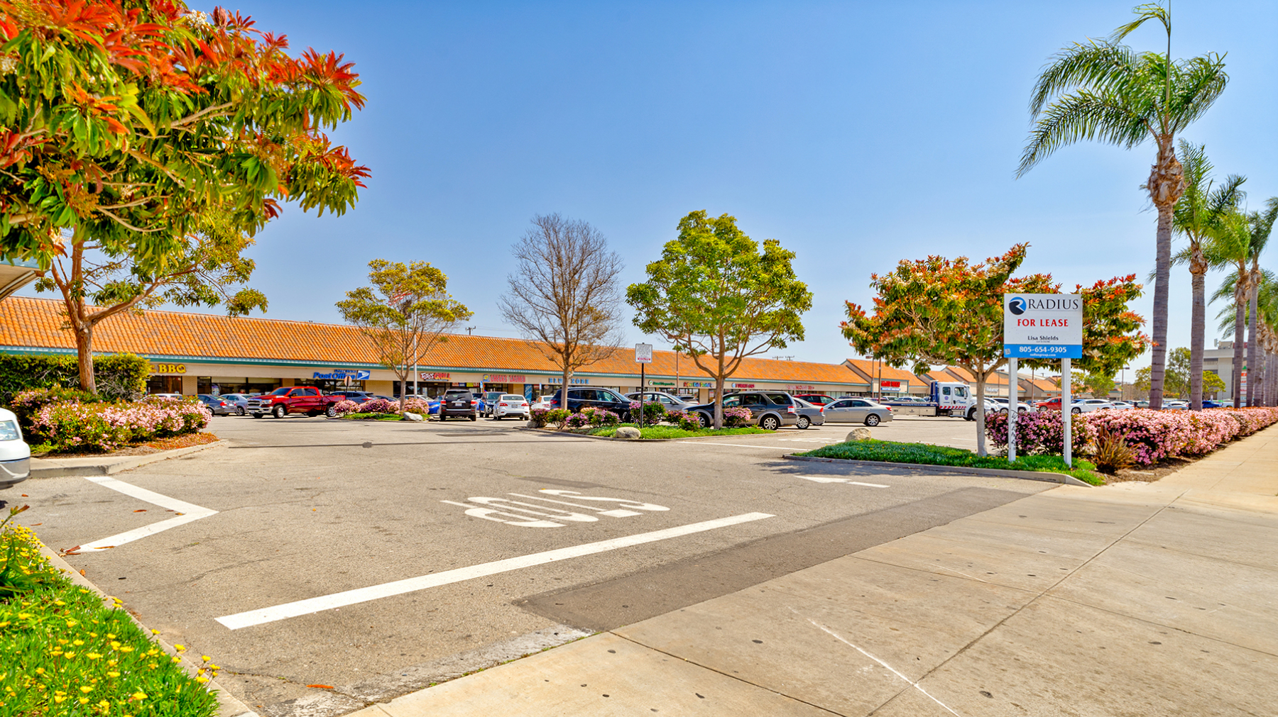 Retail Property for Lease - 2410-2830 Saviers Rd., Oxnard, California, 93033 (5)