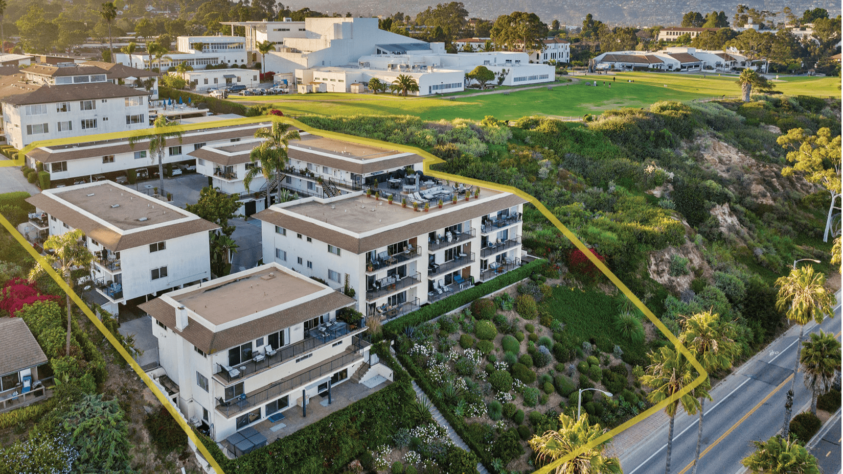 20 -80 Oceano, Photo - Slide01 Multifamily Property for Sale - Sea Cliff Apartments, Santa Barbara, California, 93109 (2)