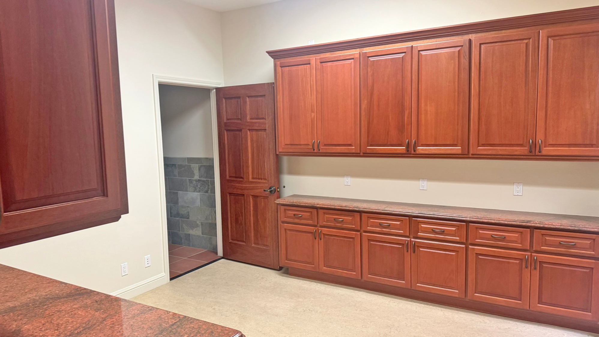 Office Property for Rent - 1715-1711 State St, Santa Barbara, California, 93101 (11)