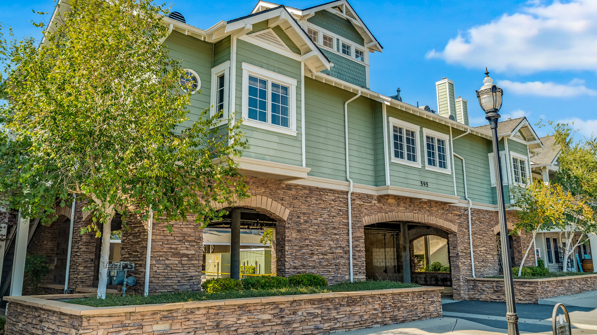 Multifamily Property for Sale - 593 - 597 Avenue of Flags, Buellton, California, 93464 (11)