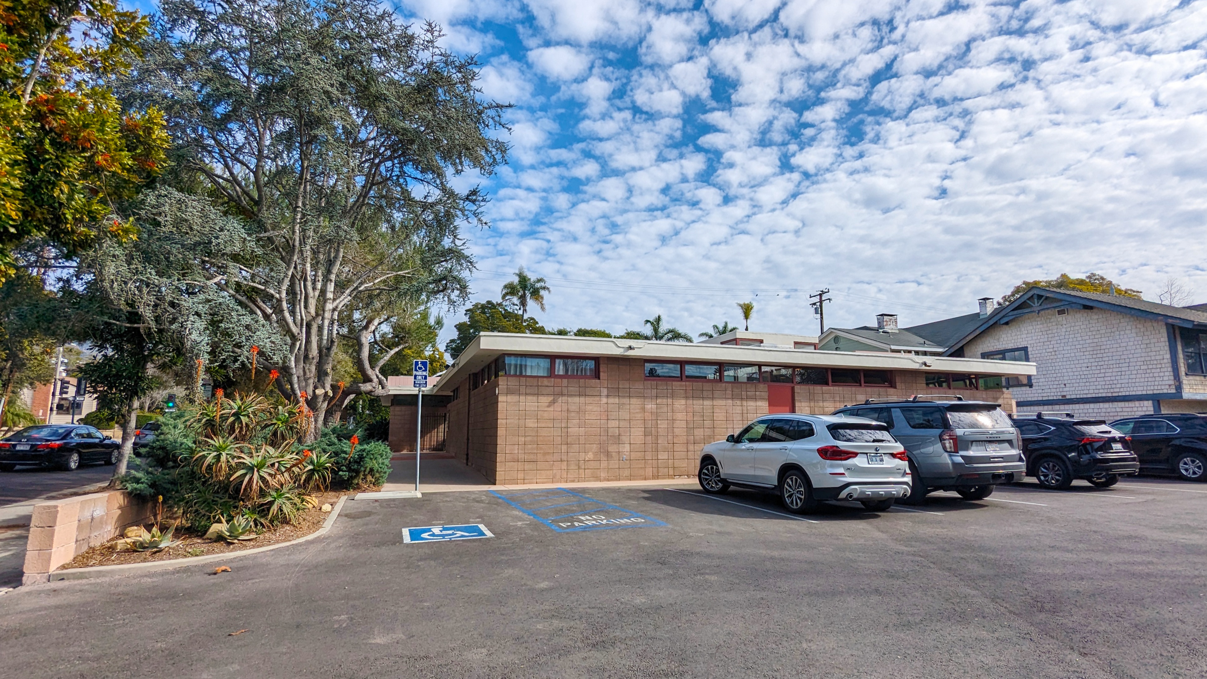 101 W. Arrellaga St., Photo - Slide10 Office Property for Sale - 101 W. Arrellaga St., Santa Barbara, California, 93101 (3)