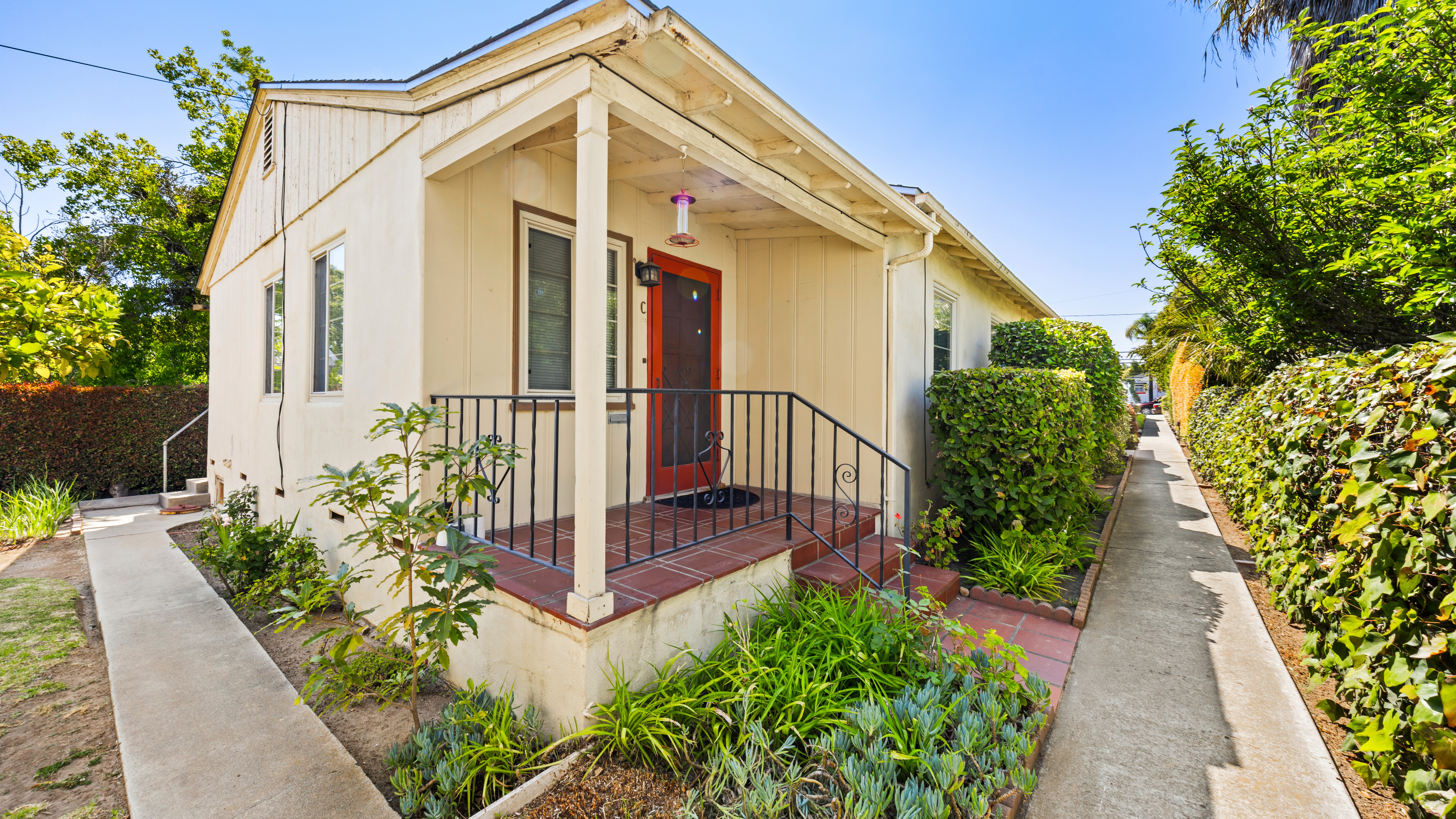 19 W Padre St, Photo - Slide06 Multifamily Property for Sale - 19 W Padre St, Santa Barbara, California, 93105 (17)