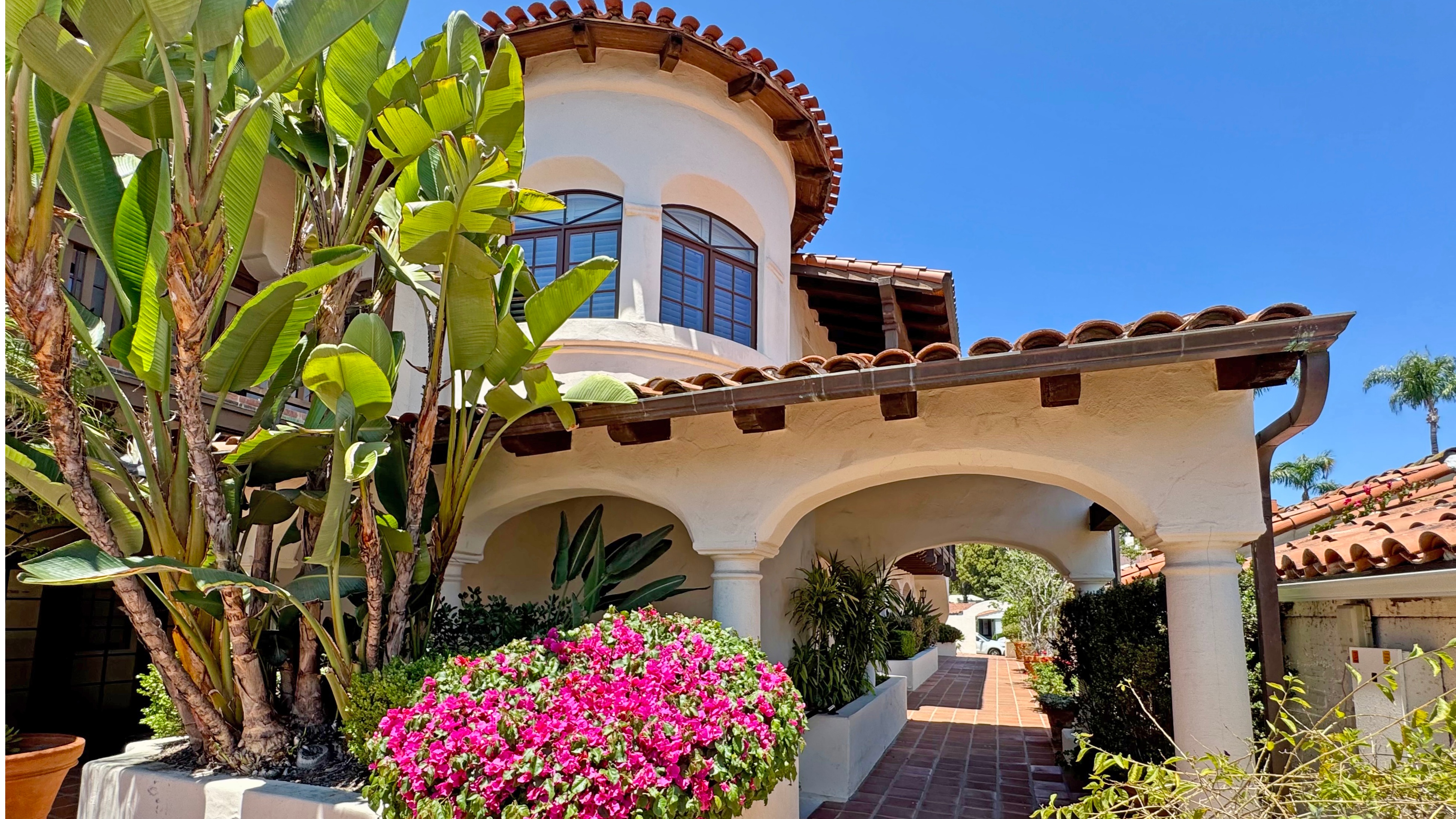 1525 State St., Photo - Slide04 Office Property for Sale - 1525 State St., Santa Barbara, California, 93101 (10)