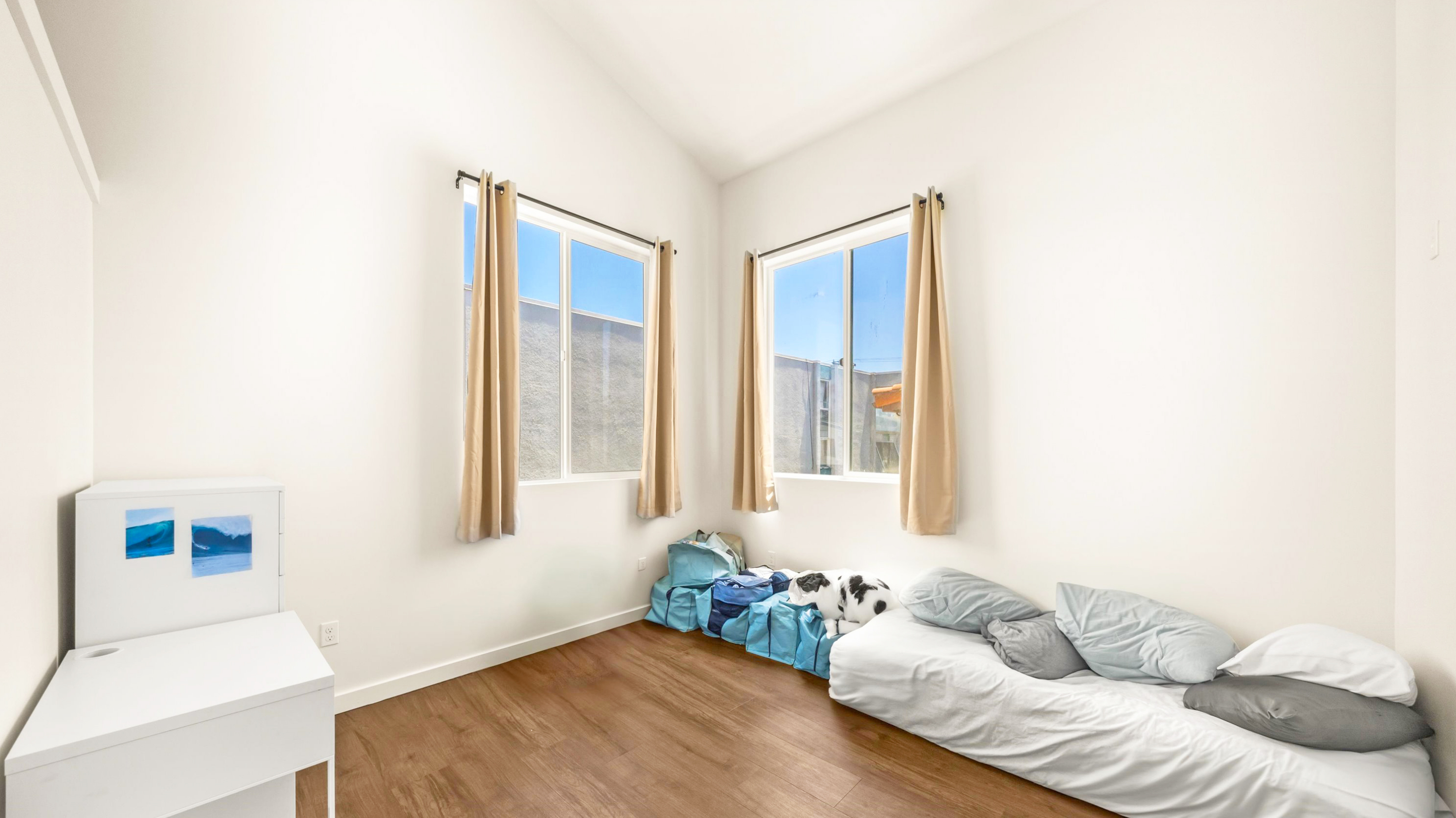 6622 Del Playa Dr., Photo - Slide16 Multifamily Property for Sale - 6622 Del Playa Dr., Goleta, California, 93117 (15)