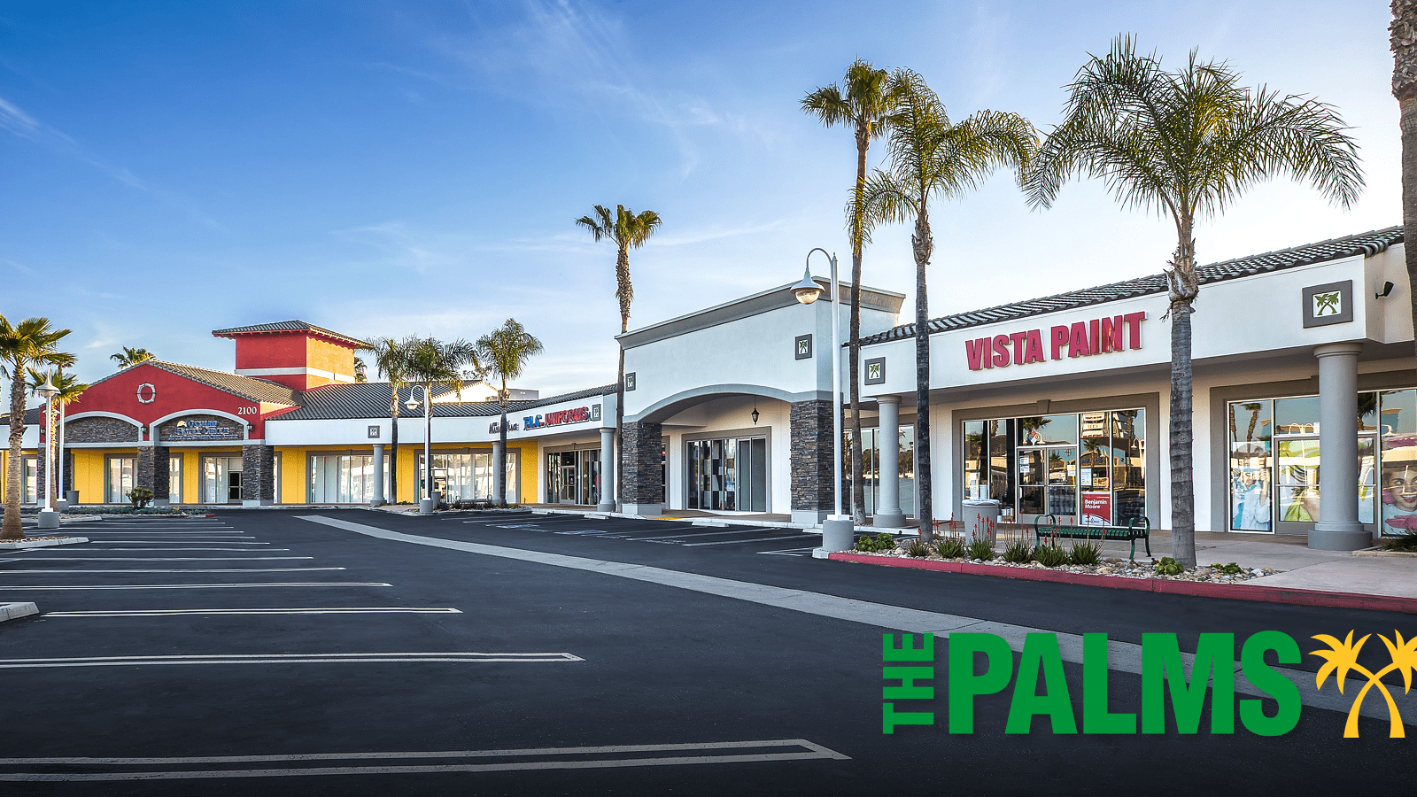 2000-2301 Outlet Center Dr., Photo - Slide01 Retail Property for Lease - 2000-2301 Outlet Center Dr., Oxnard, California, 93036 (2)