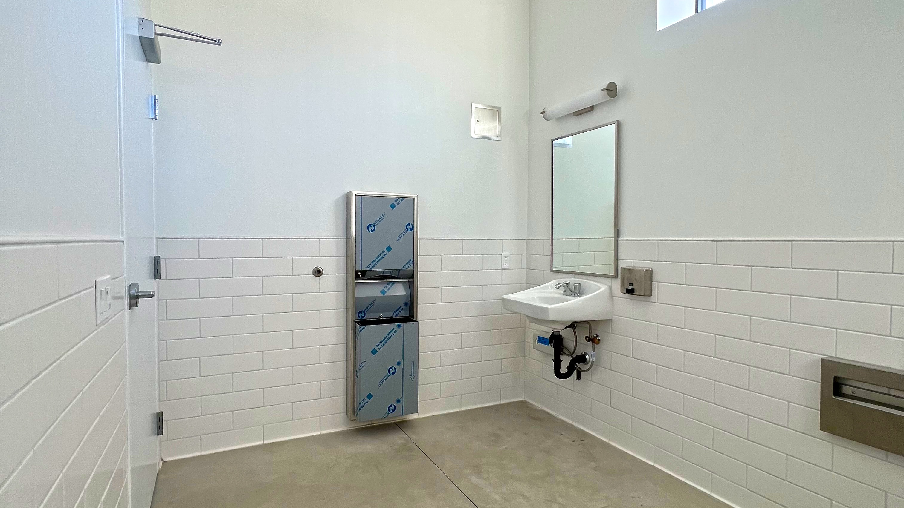 433 Chapala St., Photo - Slide14 Industrial Property for Lease - 433 Chapala St., Santa Barbara, California, 93101 (5)