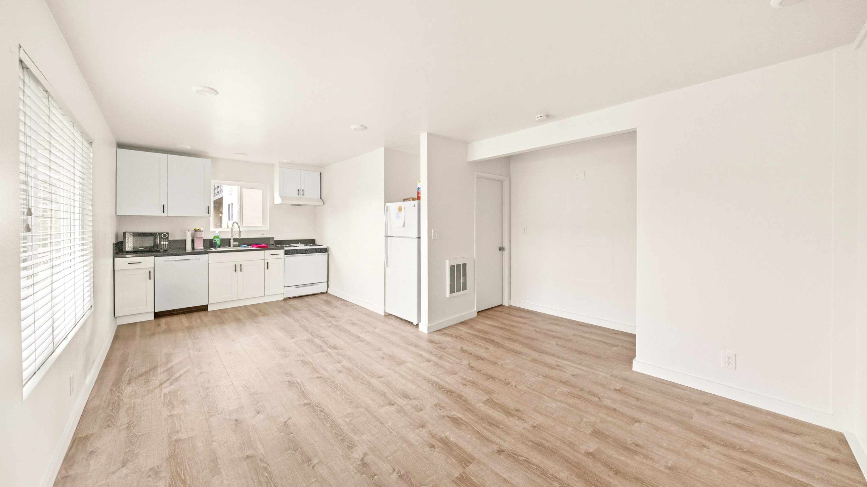 6591 Cordoba Rd., Photo - Slide03 Multifamily Property for Sale - 6591 Cordoba Rd., Isla Vista, California, 93117 (4)