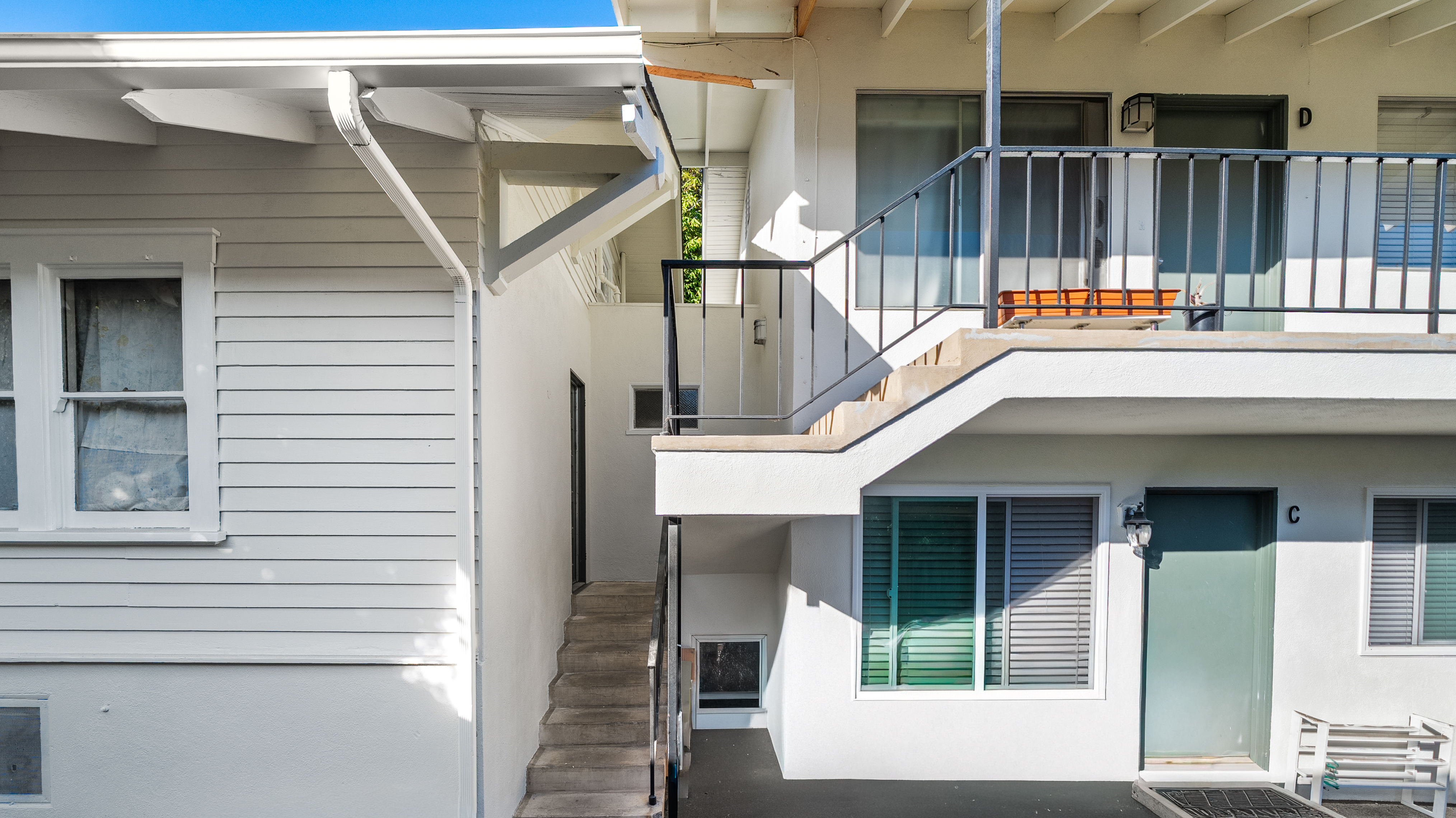 Multifamily Property for Sale - 15 W. Islay, Santa Barbara, California, 93101 (6)