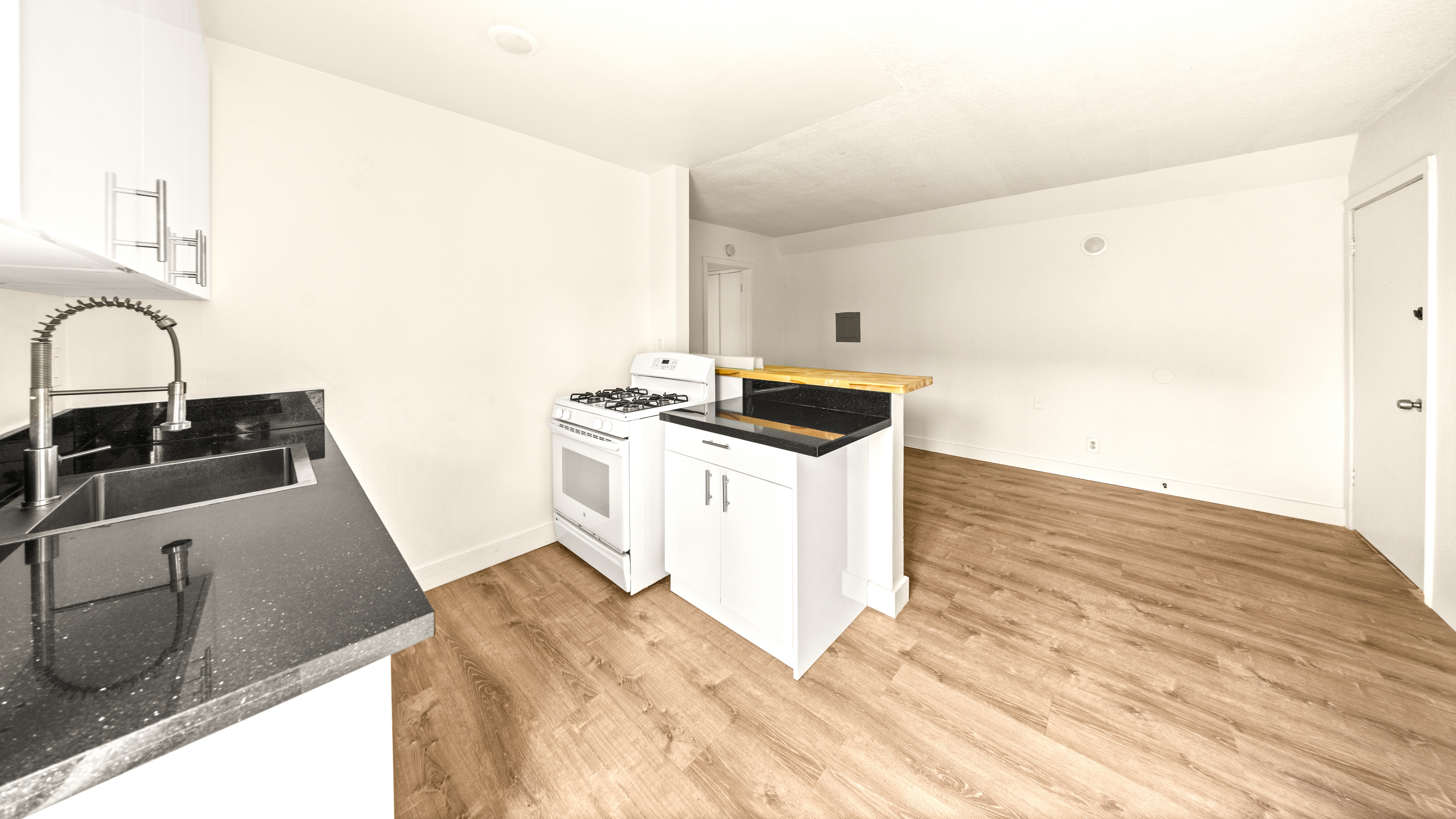 Multifamily Property for Sale - 6597 Trigo Rd., Isla Vista, California, 93117 (13)