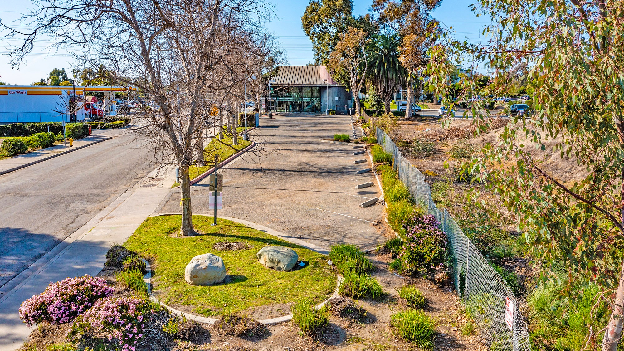 5801 Valentine Rd, Photo - Slide05 Office Property for Rent - 5801 Valentine Rd, Ventura, California, 93003 (6)