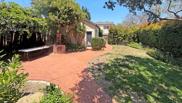302 N. Soledad St, Photo - Slide04 Multifamily Property for Sale - 302 N. Soledad St, Santa Barbara, California, 93103 (5)