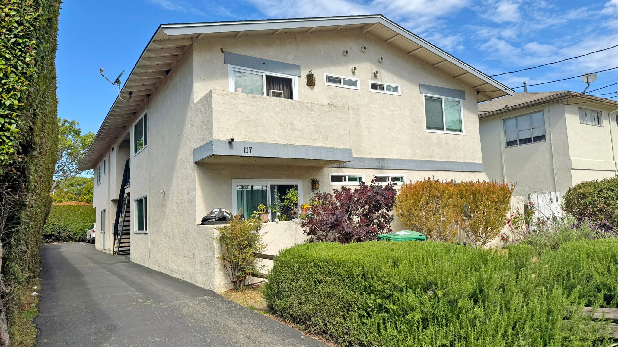 Multifamily Property for Sale - 117 Magnolia Ave, Goleta, California, 93117 (2)