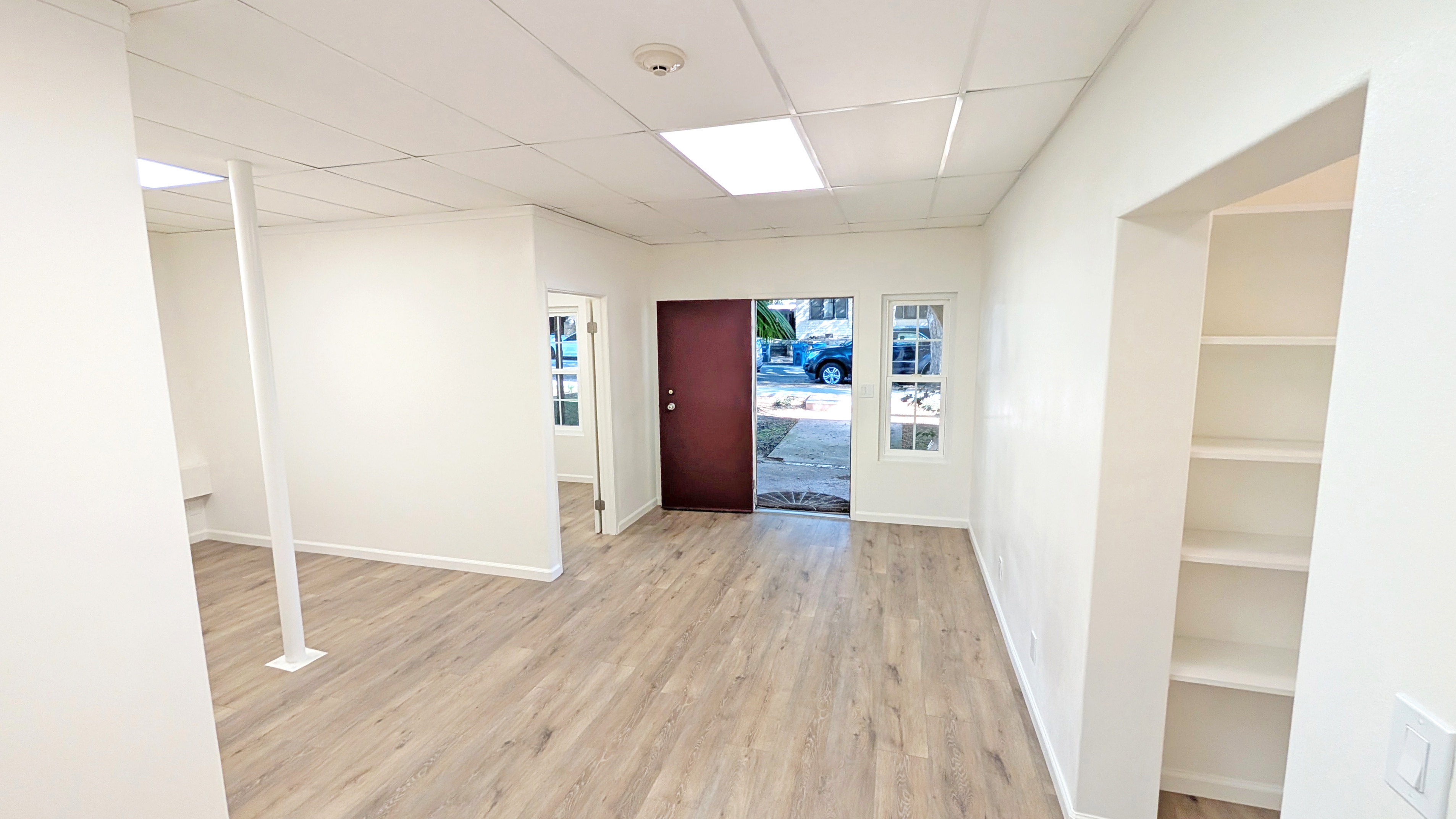 102 W Arrellaga St, Photo - Slide05 Office Property for Rent - 1607 Chapala St, Santa Barbara, California, 93101 (6)