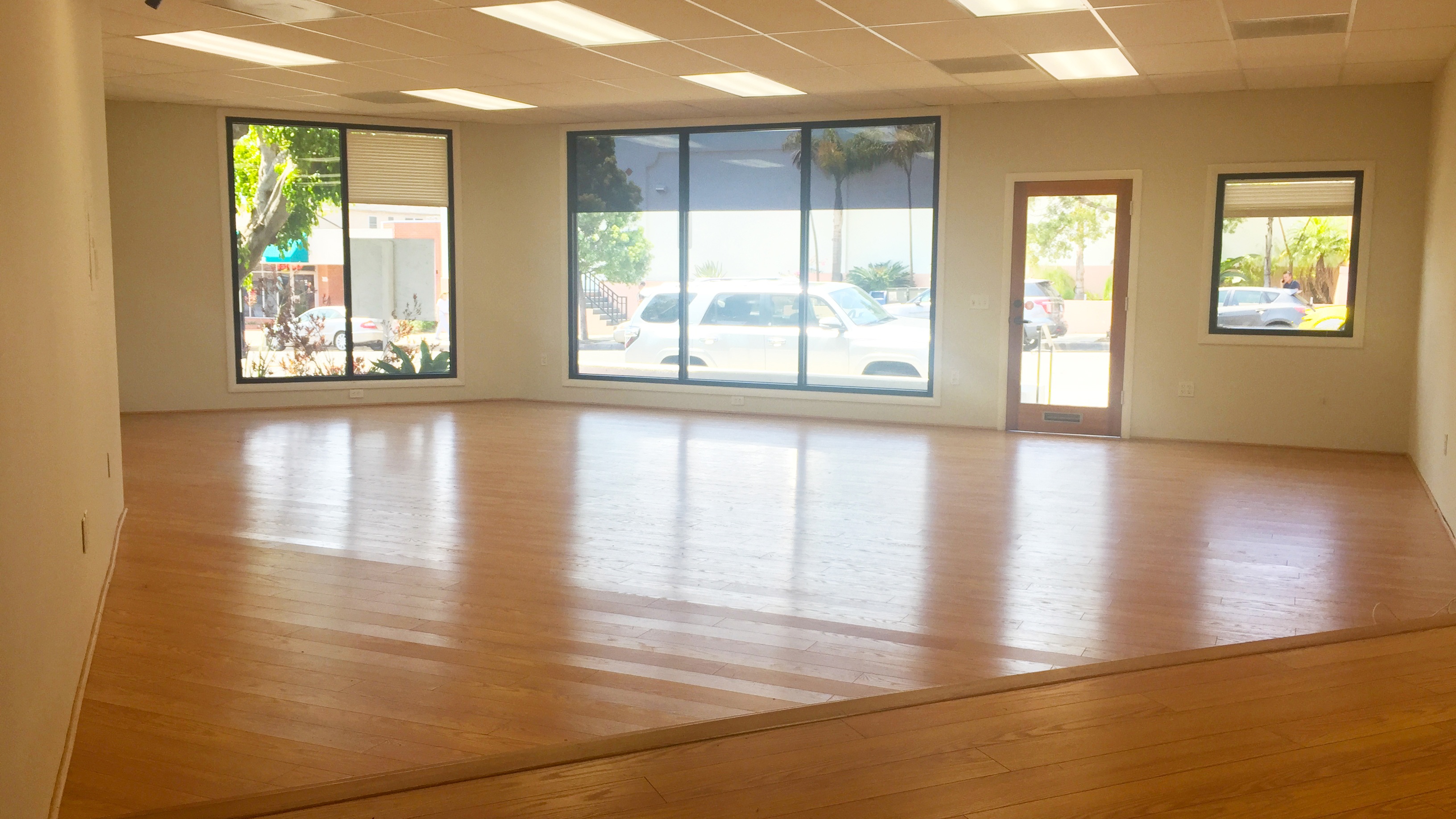 Retail Property for Lease - 3016 De La Vina St., Santa Barbara, California, 93105 (5)