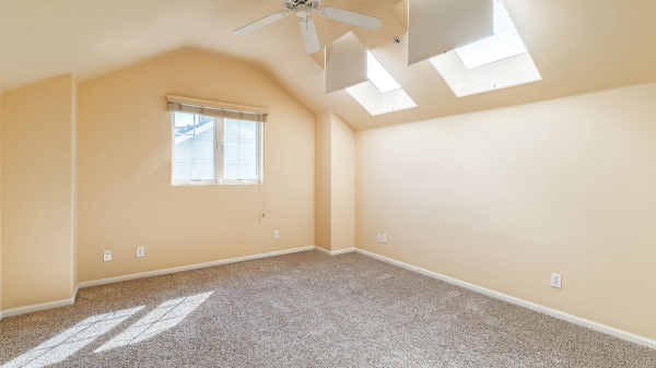 Multifamily Property for Sale - 593 - 597 Avenue of Flags, Buellton, California, 93464 (10)