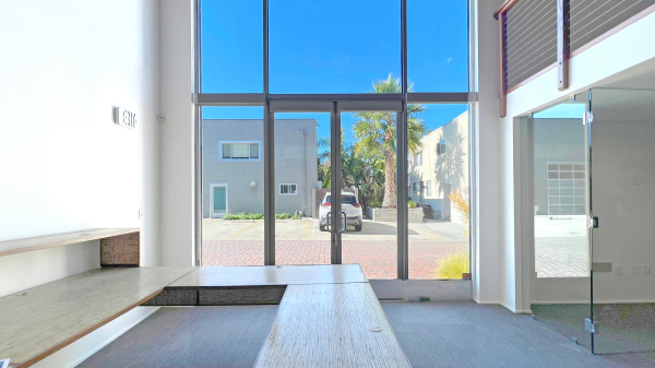 310 E. Haley St., Photo - Slide02 Office Property for Rent - 310 E. Haley St., Santa Barbara, California, 93101 (3)