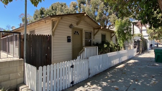 Multifamily Property for Sale - 711-713 Kimball St., Santa Barbara, California, 93103 (2)