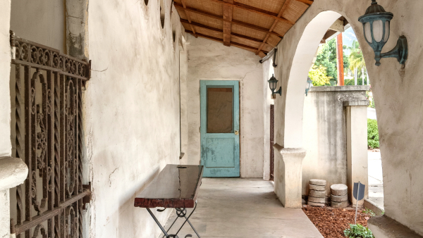 685 N La Cumbre & 3915 Harrold Ave — photo 4