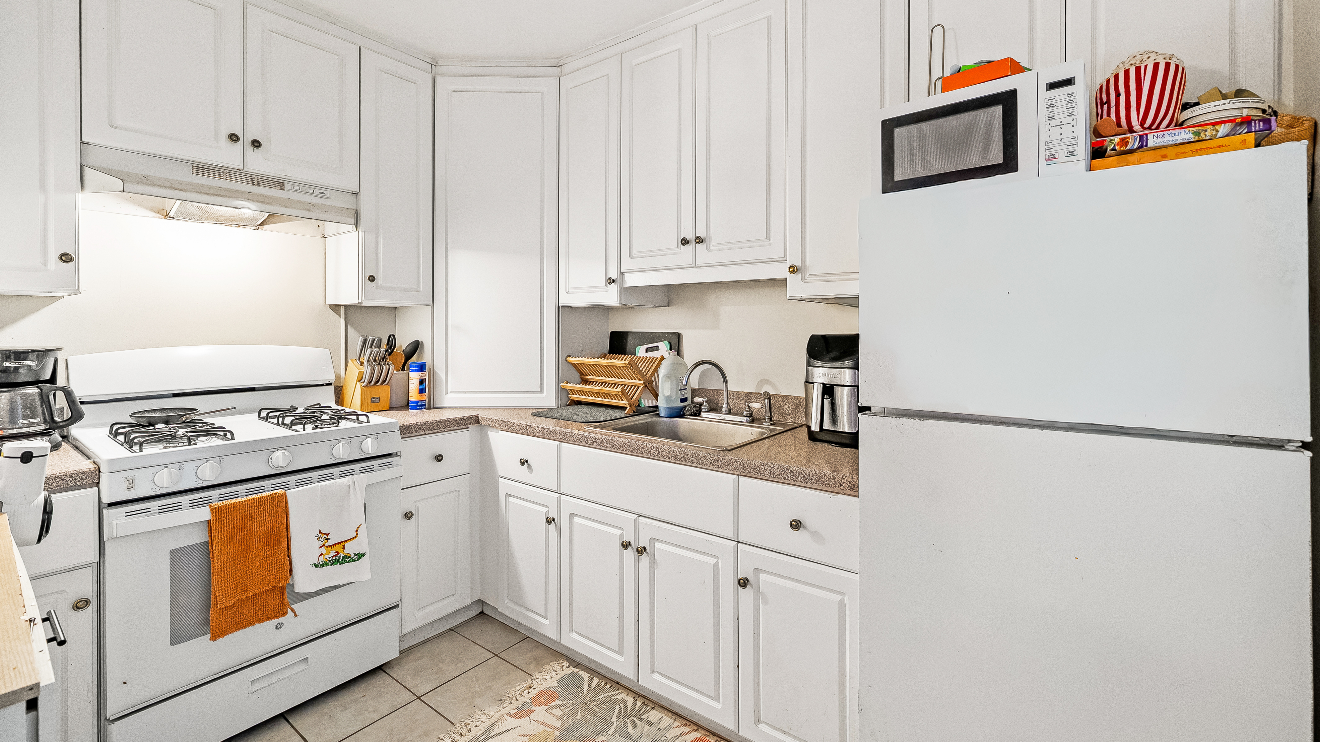 Multifamily Property for Sale - 333 E. Carrillo St., Santa Barbara, California, 93101 (4)