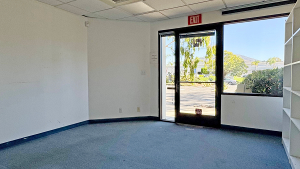 1025 Cindy Ln., Photo - Slide07 Industrial Property for Lease - 1027 Cindy Ln., Carpinteria, California, 93013 (8)