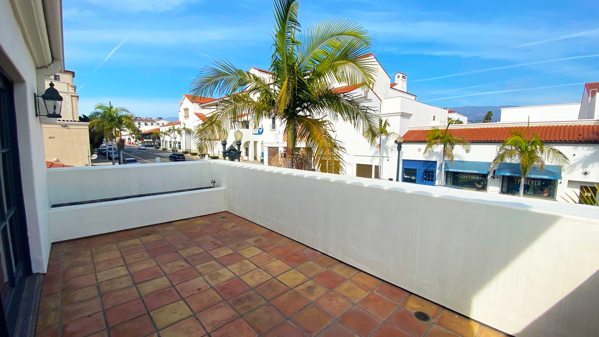 801 Chapala St., Photo - Slide02 Office Property for Rent - 803 Chapala St., Santa Barbara, California, 93101 (6)