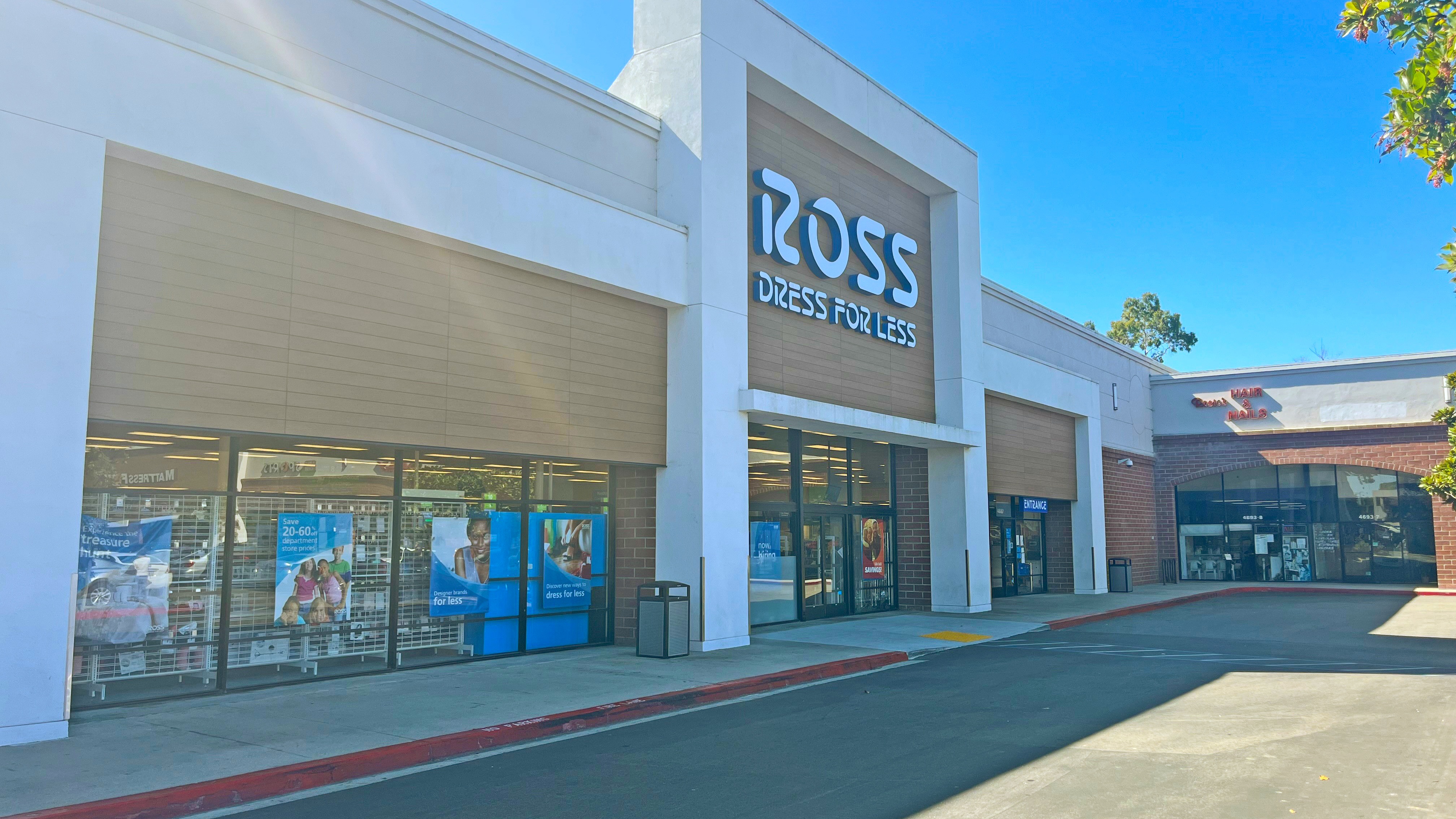 4687-4731 Telephone Rd., Photo - Slide04 Retail Property for Lease - 4687-4731 Telephone Rd., Ventura, California, 93003 (3)