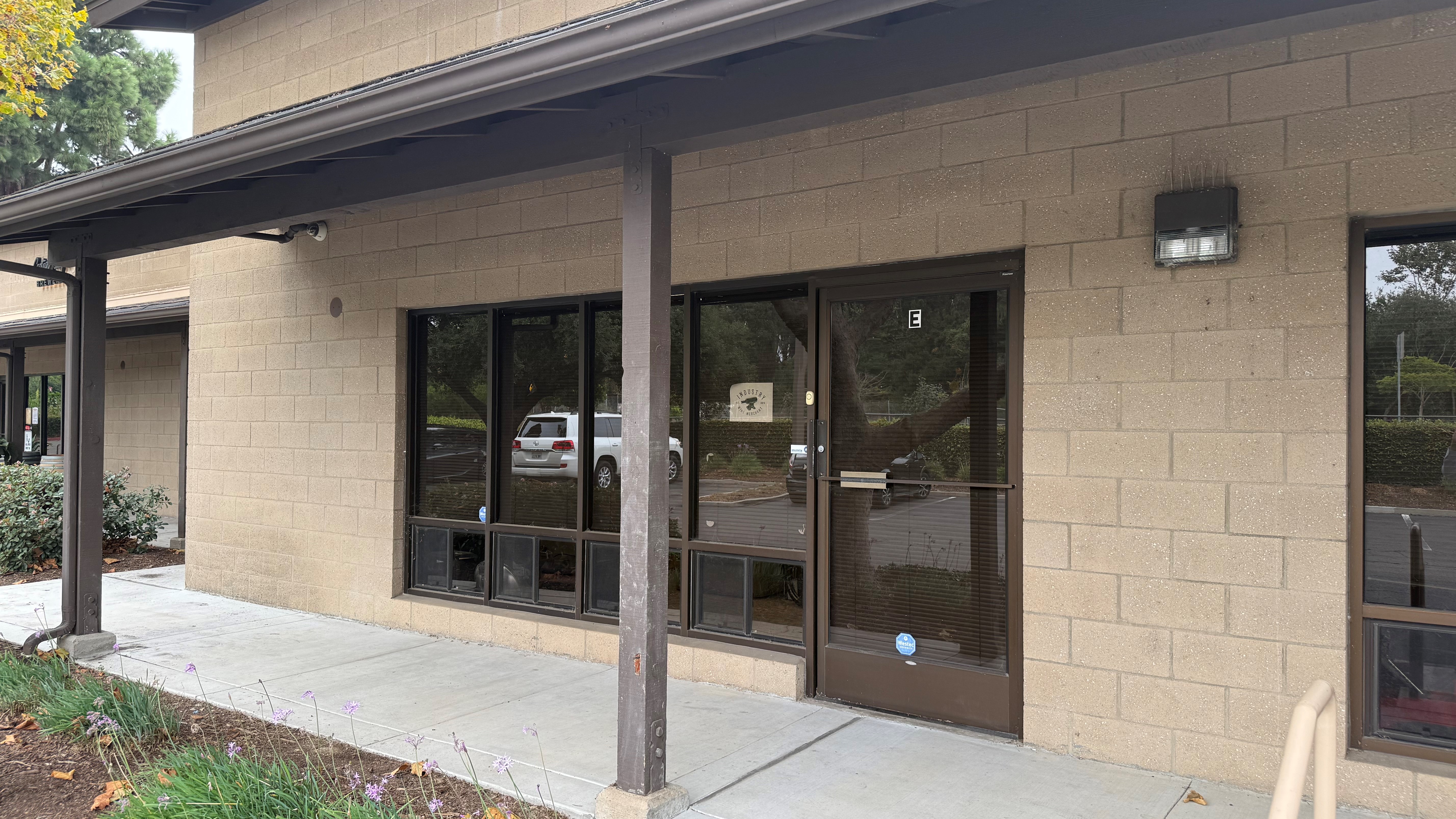 Office Space for Rent - 6489 Calle Real, Goleta, CA, 93117, Suite E