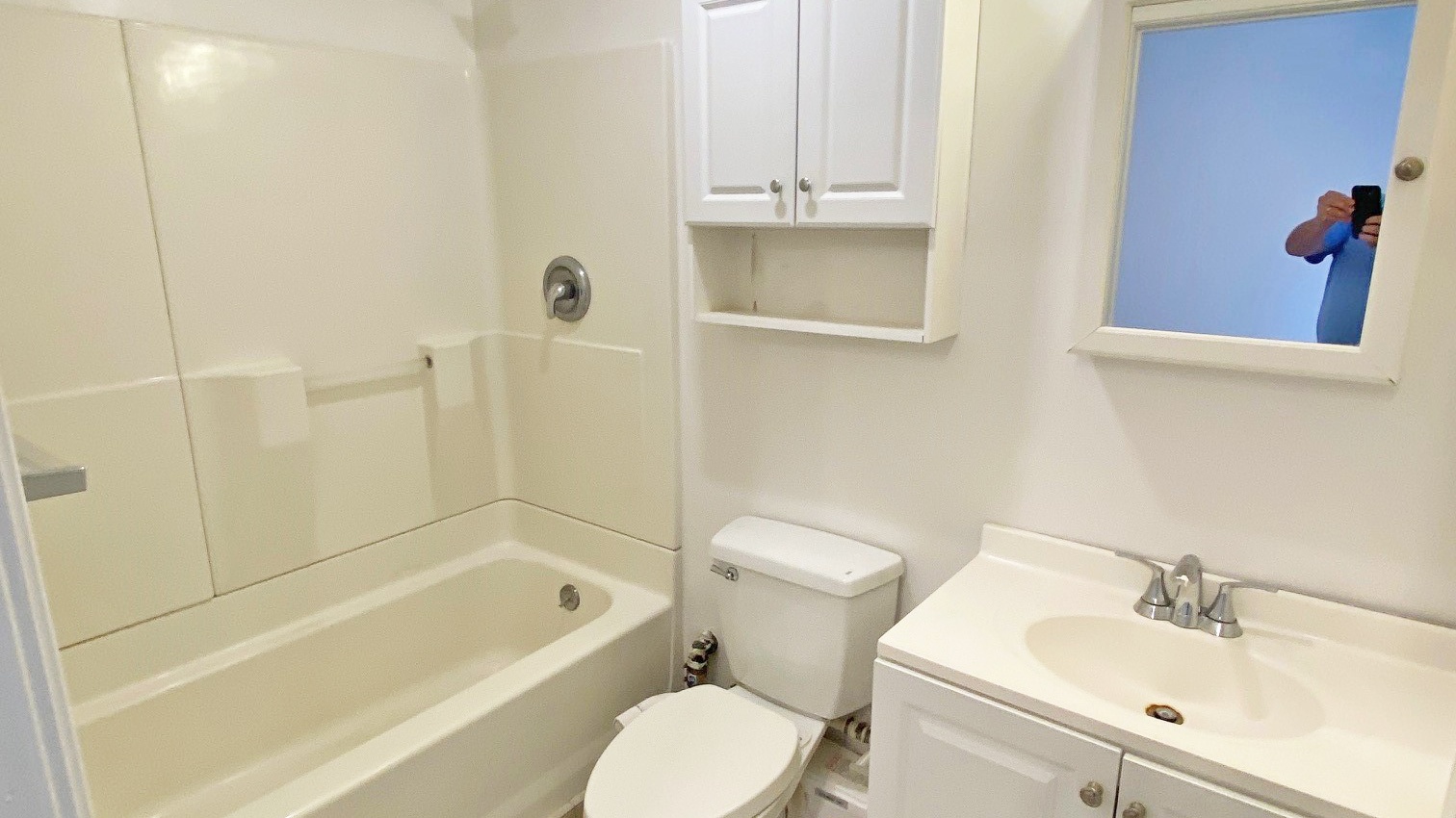 925 Camino Lindo, Photo - Slide06 Multifamily Property for Sale - 925 Camino Lindo, Isla Vista, California, 93117 (6)