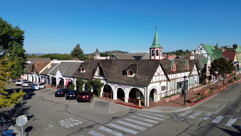 1697 Copenhagen Dr. Solvang, CA 93463 Radius Commercial Real Estate