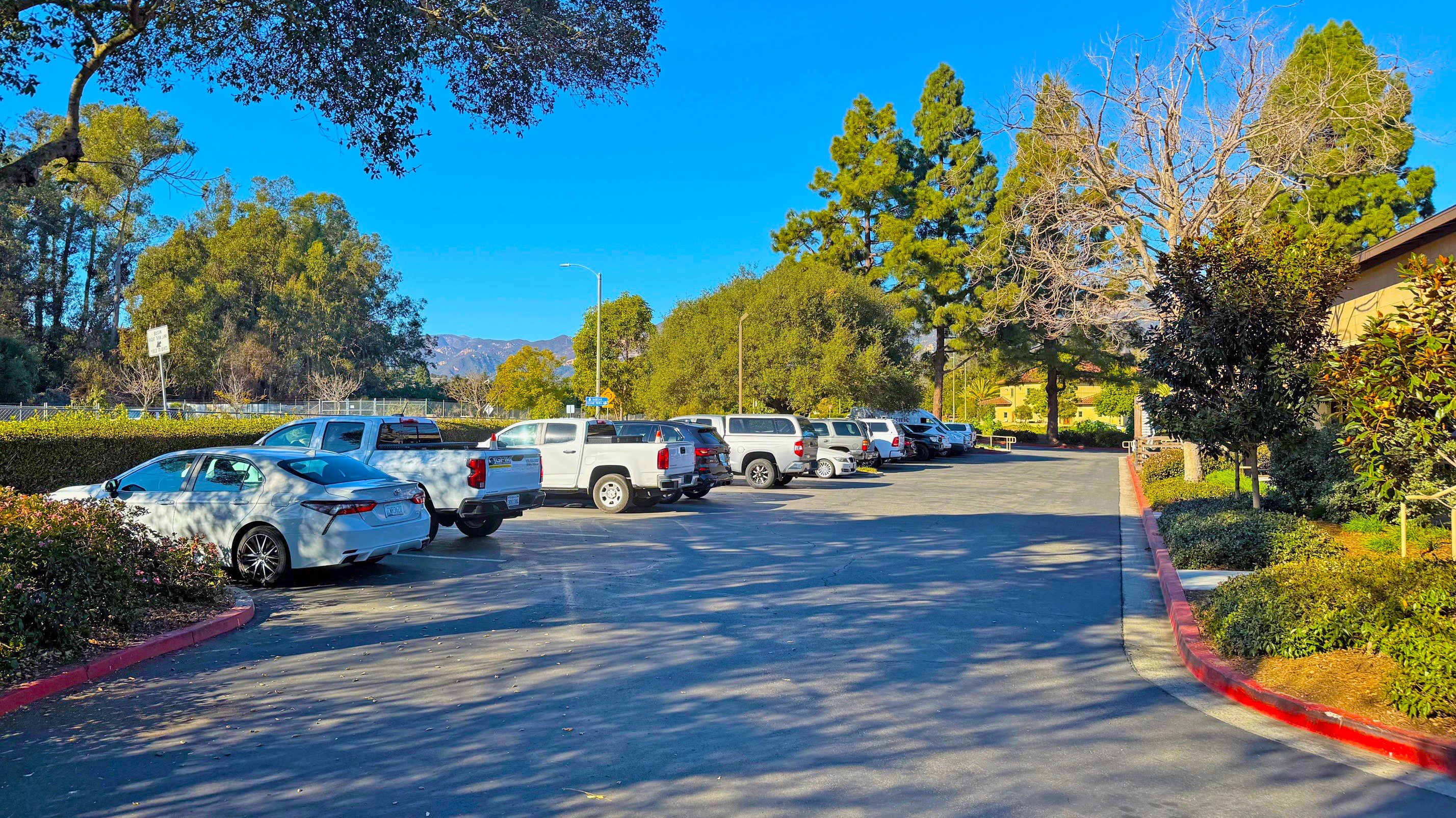 6489 Calle Real, Photo - Slide03 Office Property for Rent - 6489 Calle Real, Goleta, California, 93117 (5)