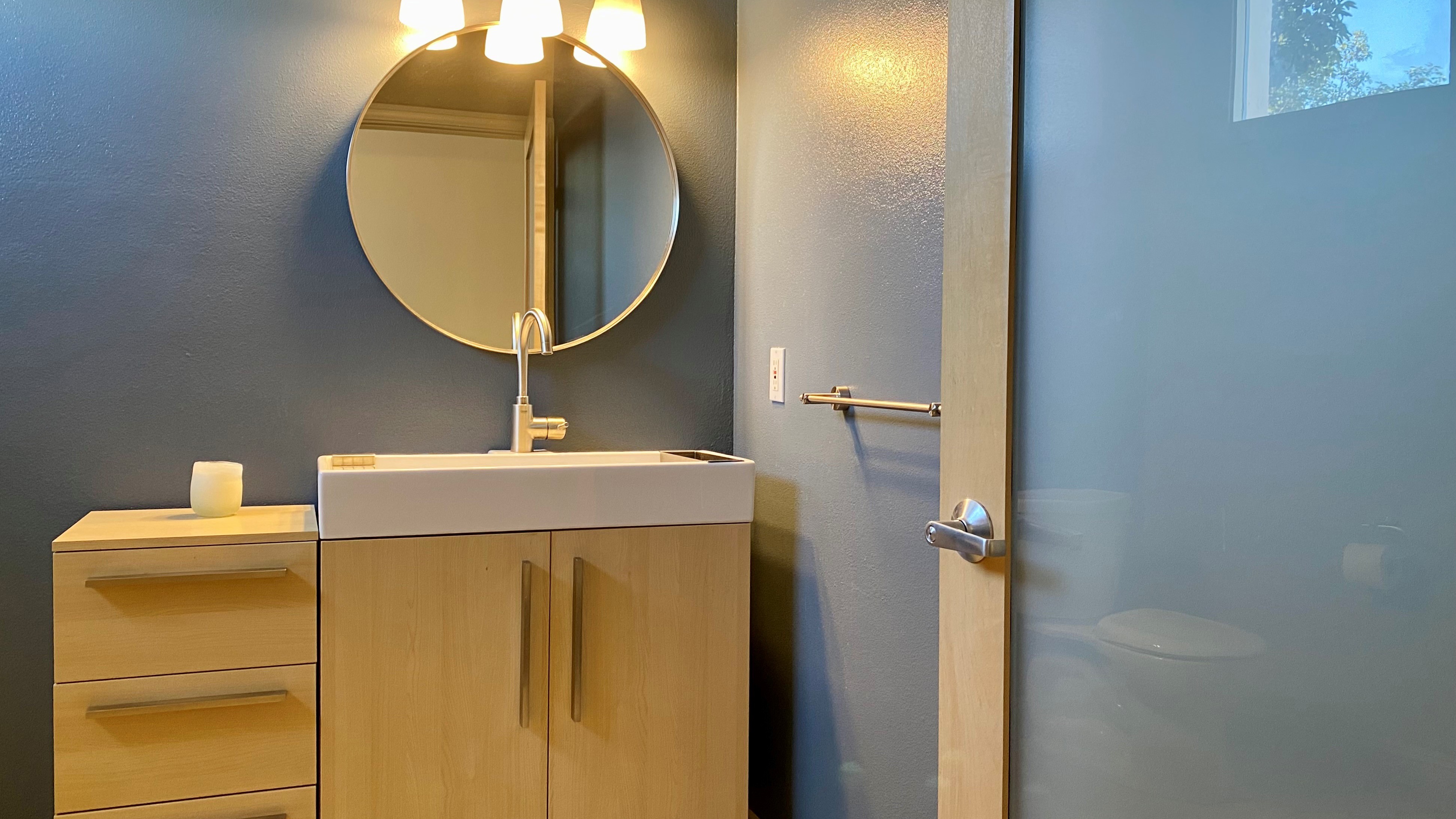 801 Chapala St., Photo - Slide05 Office Property for Rent - 803 Chapala St., Santa Barbara, California, 93101 (3)