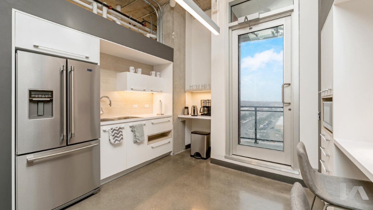 1275 Finch Ave W, Interior Building Photo Office - undefined Office Property for Lease or Sale - 1275 Finch Ave W, Toronto, ON, M3J (4)