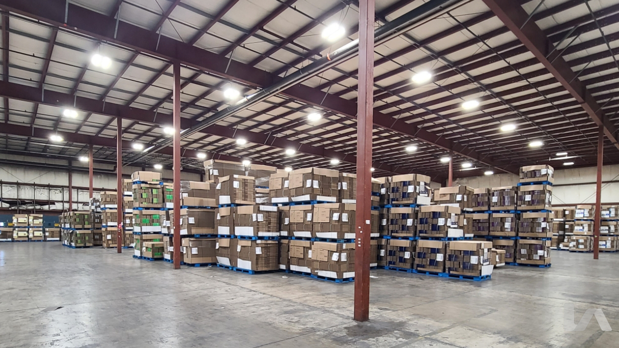 590 Nash Road North, Interior Building Photo - undefined Industrial Property for Lease - 590 Nash Road North, Hamilton, ON, L8E 3M5 (4)