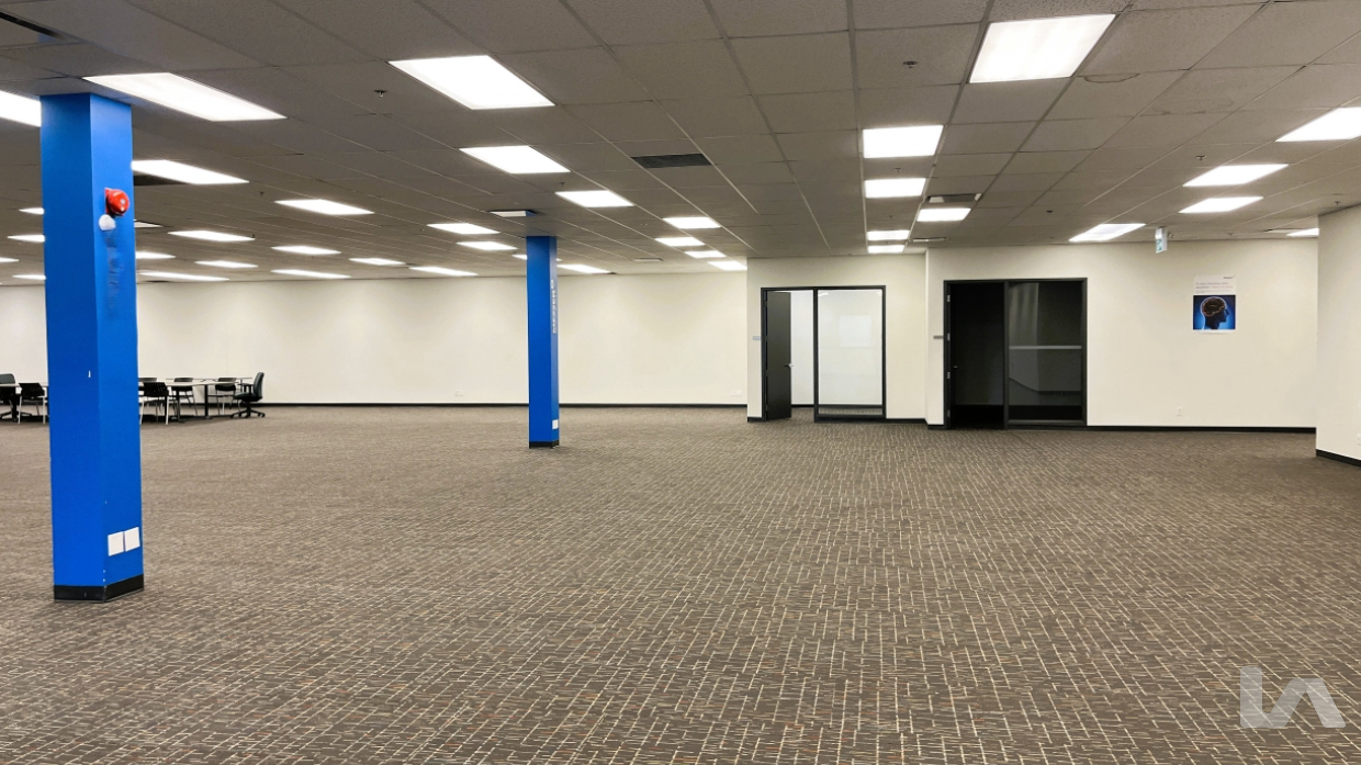 Industrial Property for Lease - 5860 Chedworth Way, Mississauga, ON, L5R 0A2 (3)