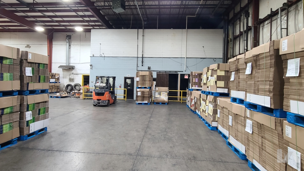 590 Nash Road North, Interior Building Photo - undefined Industrial Property for Lease - 590 Nash Road North, Hamilton, ON, L8E 3M5 (5)