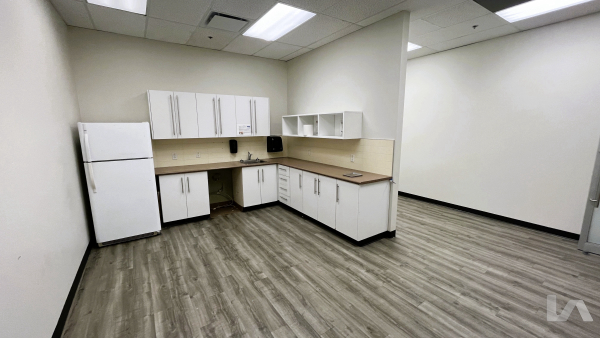 5860 Chedworth Way, Interior Building Photo - null Industrial Property for Lease - 5860 Chedworth Way, Mississauga, ON, L5R 0A2 (2)